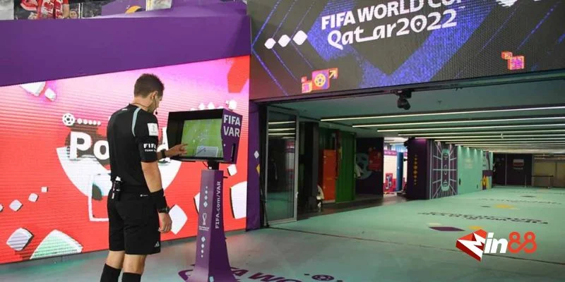 VAR là gì trong hệ thống công nghệ hỗ trợ